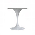 Table à manger ronde avec plateau en résine et piètement colonne en acier blanc